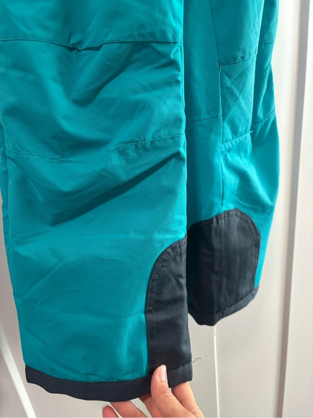Arctix Teal Snow Bib Overalls with Black Chest Panel Girls Youth XS